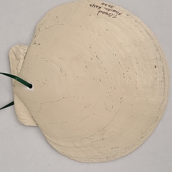 Christmas Ornament Flower Shell (Handcrafted) - Picture 5 of 5